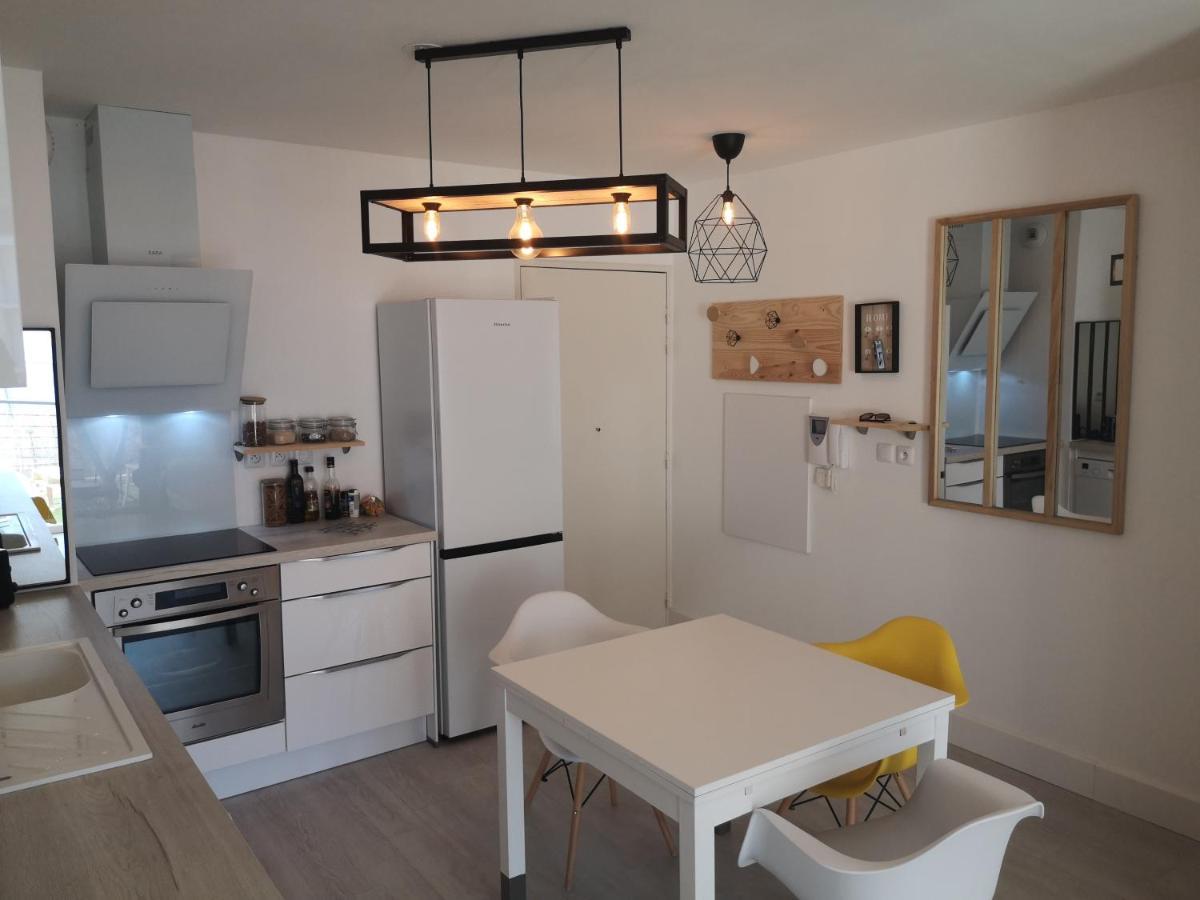 T2 Neuf Avec Parking à 10km De La Appartement